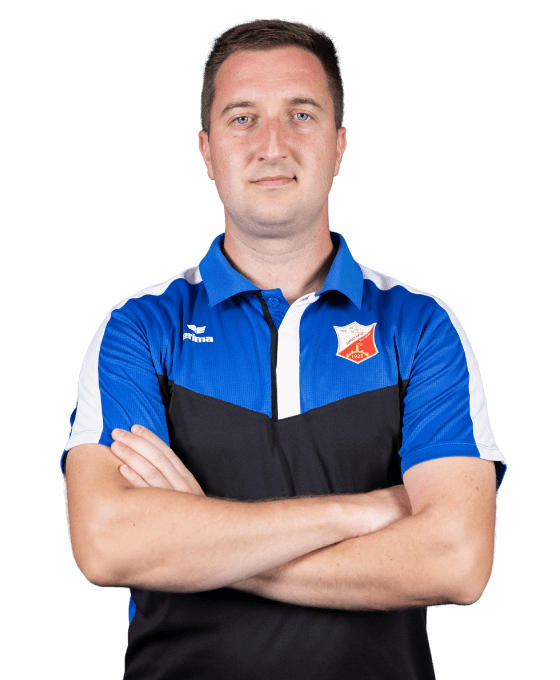 <div class="firstname">Никола</div><div class="lastname">Николић</div>